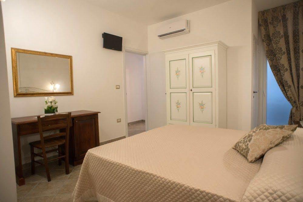 B&B Corte Dell' Immacolata Taviano  Eksteriør bilde